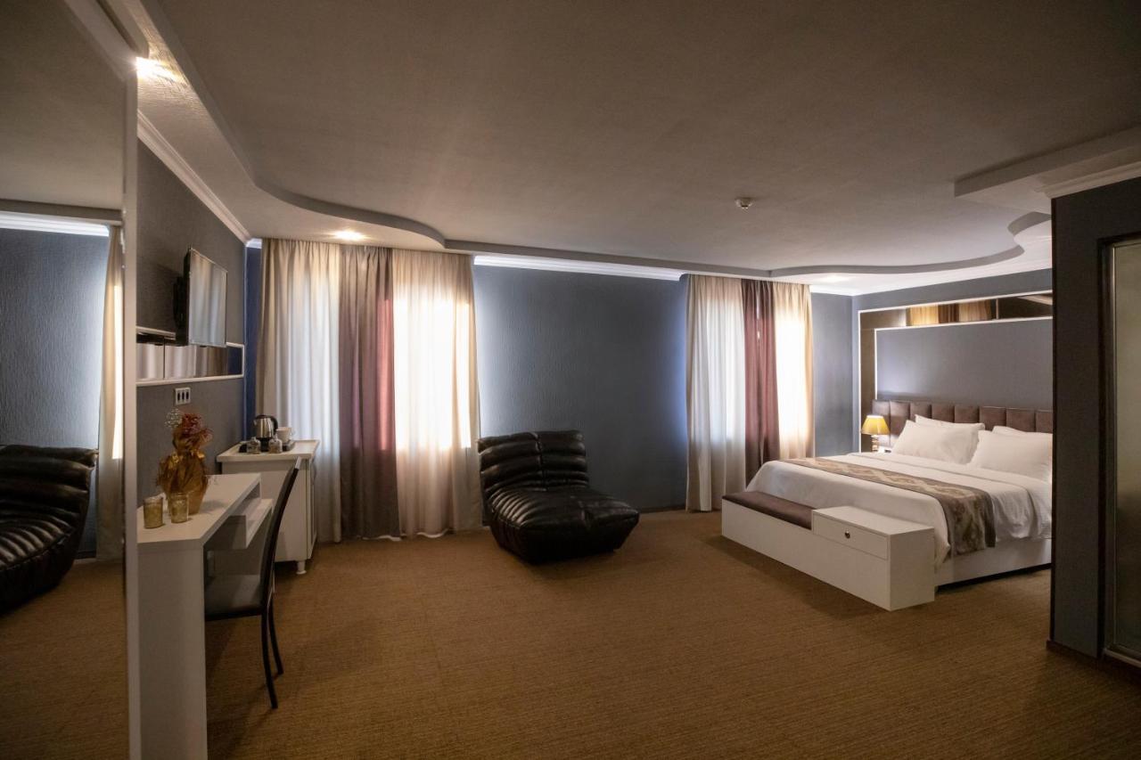 Georgia Gold Hotel Gori Eksteriør billede